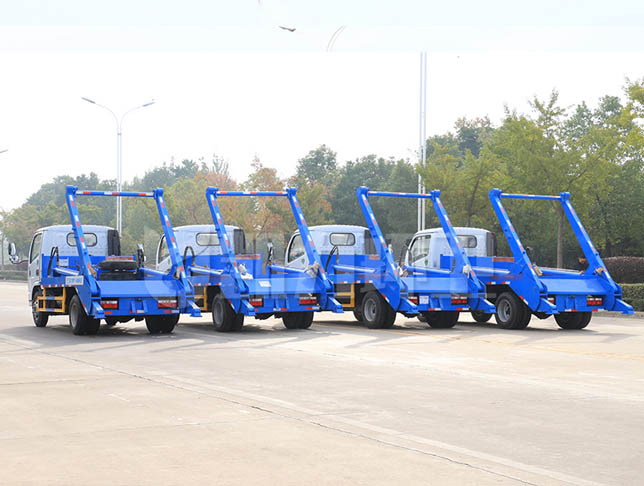 東風(fēng)小多利卡國(guó)六擺臂式垃圾車(chē)圖片5