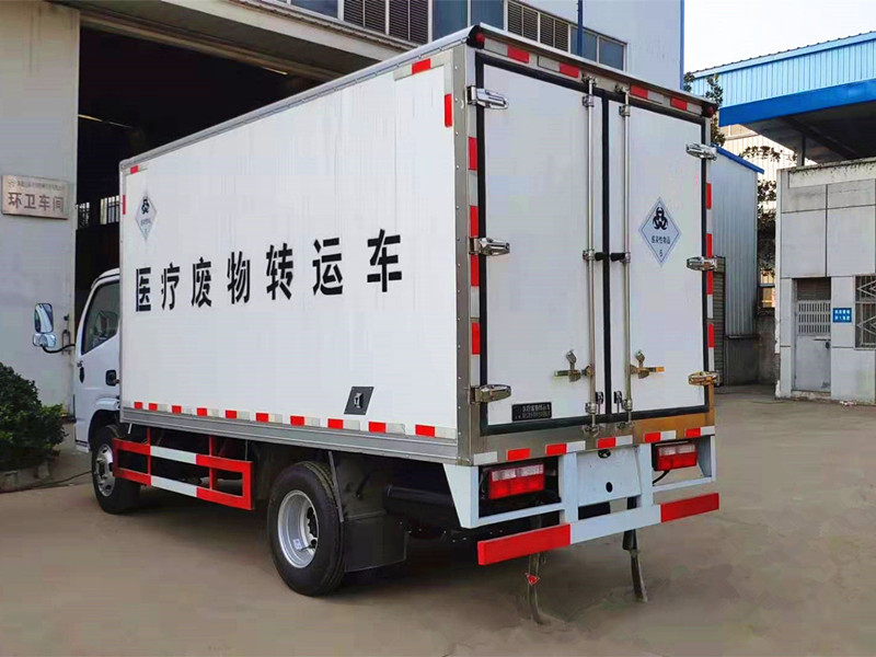國六東風多利卡醫(yī)療廢物轉(zhuǎn)運車圖片4